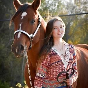 Meet your Posher, Kaitlyn